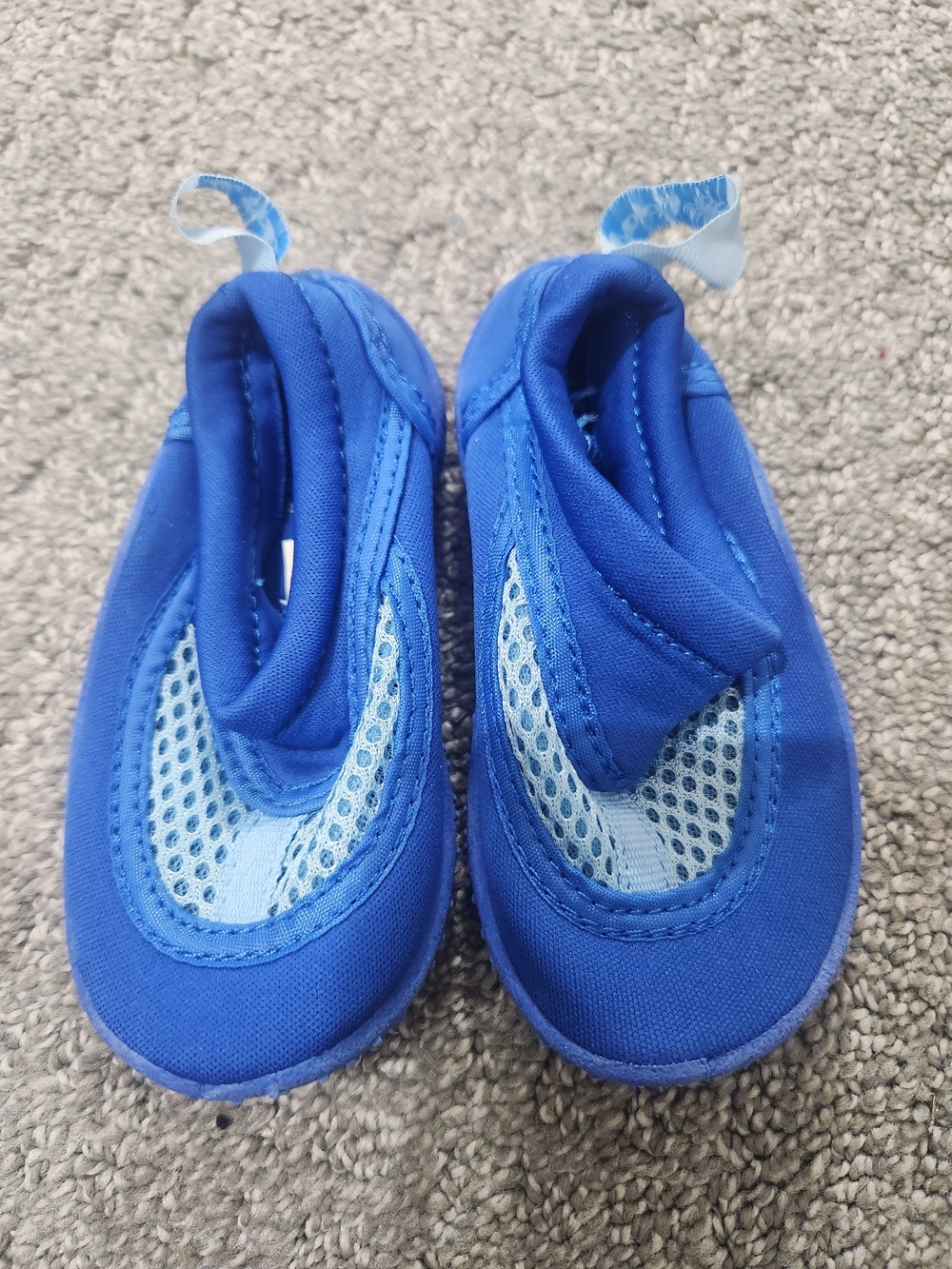 Kids Blue Slip-On Water Shoes Size 4